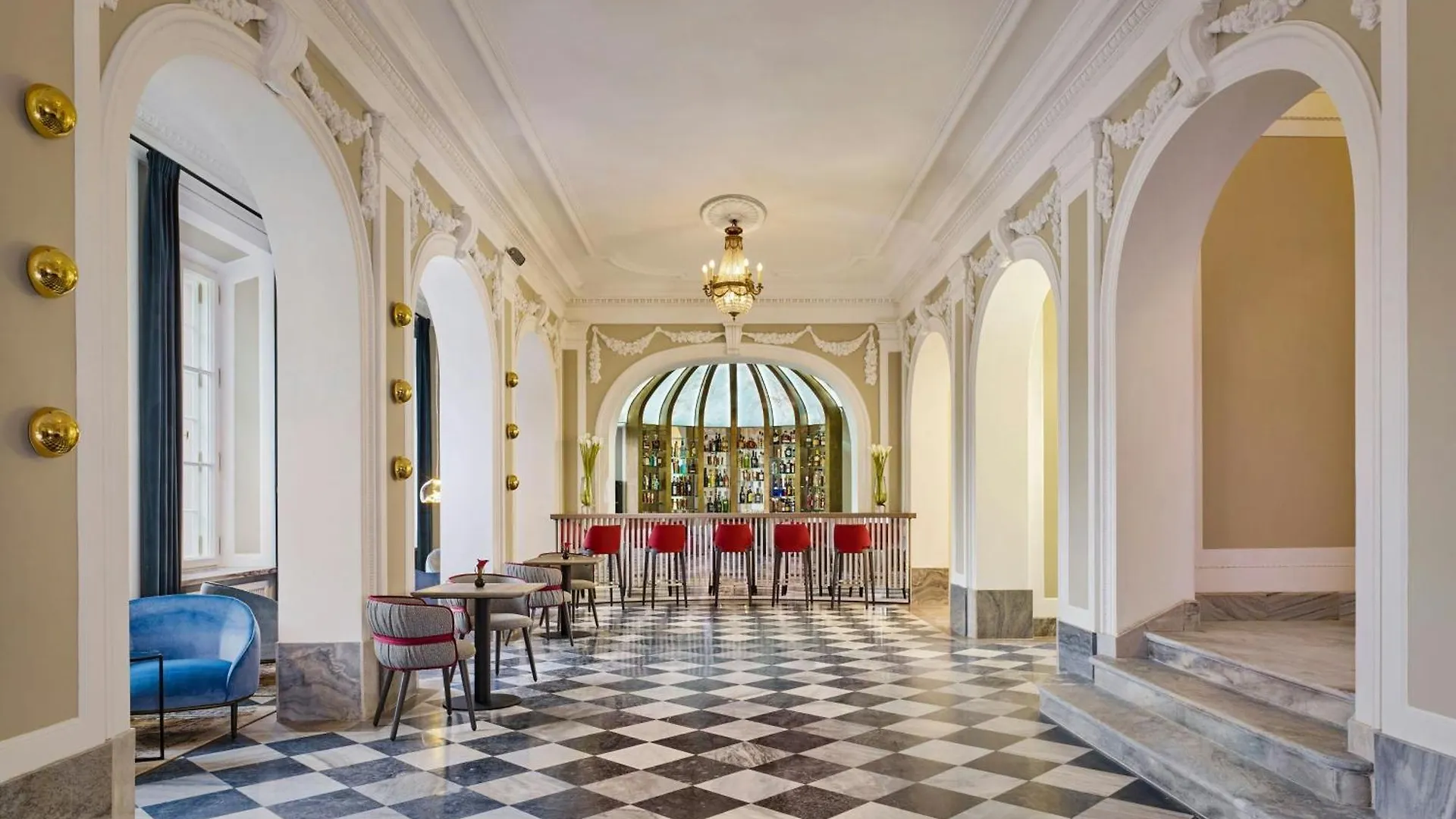 Hotel Verte, Warsaw, Autograph Collection