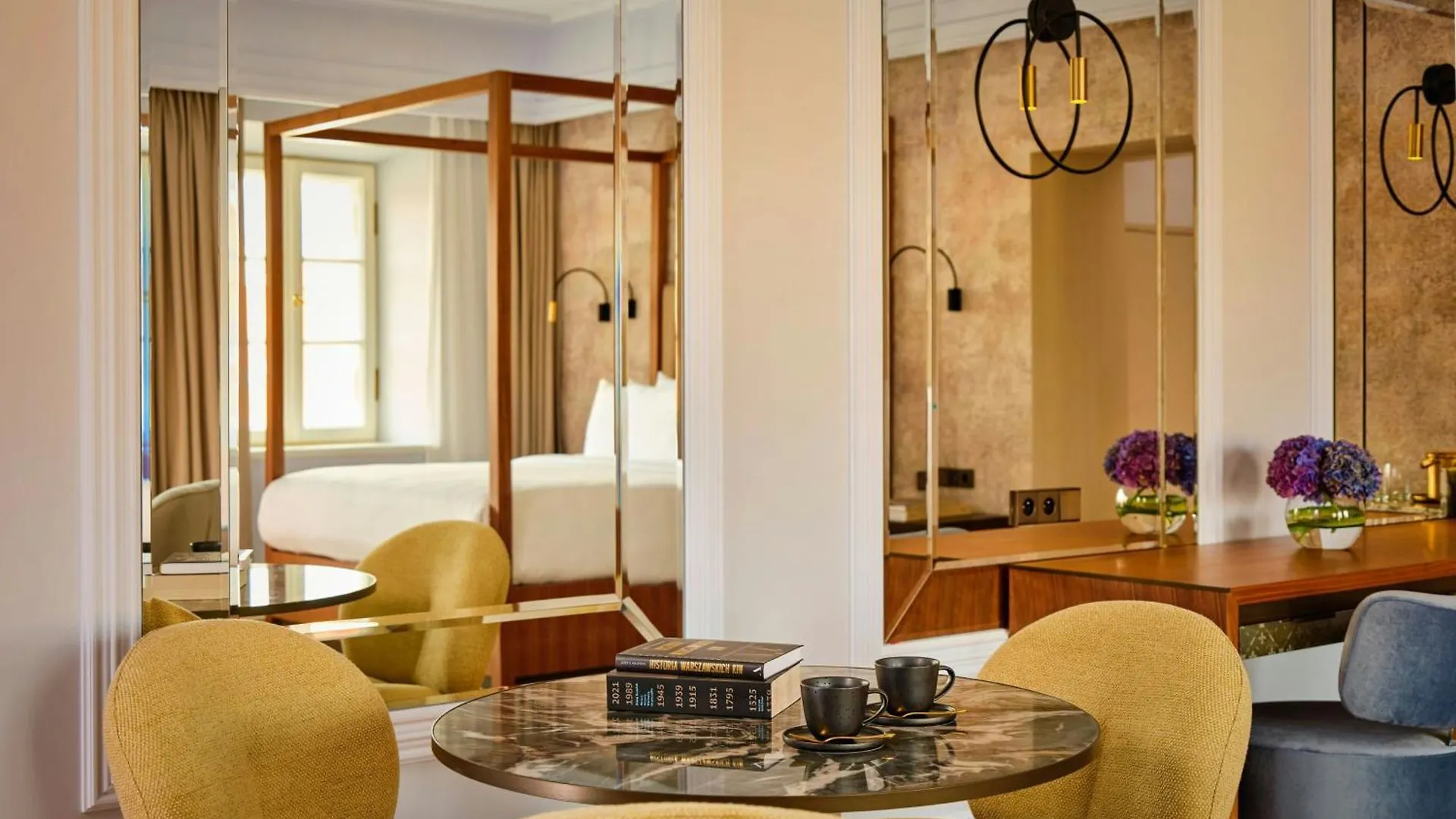 Hotel Verte, Warsaw, Autograph Collection