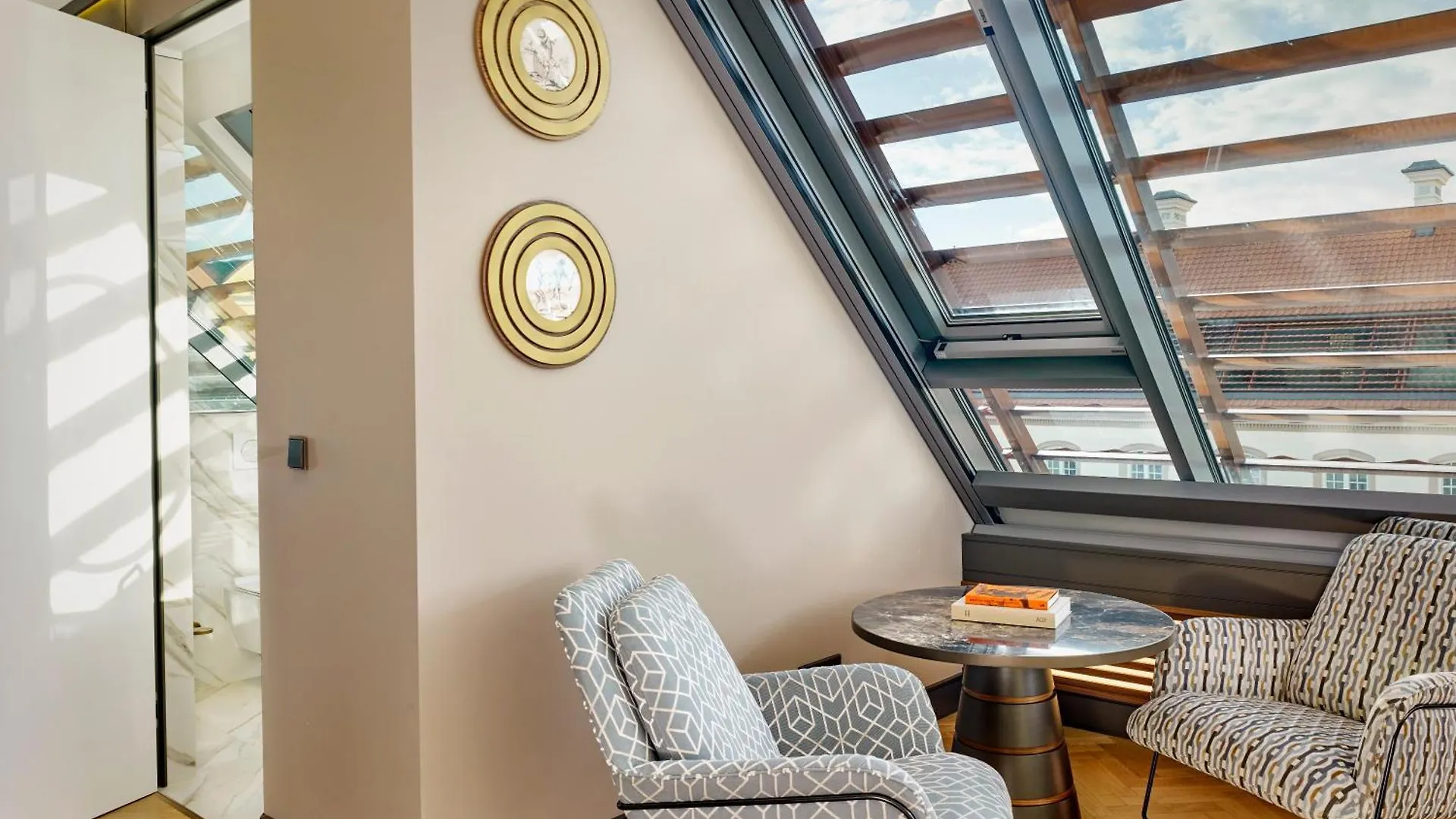 Hotel Verte, Warsaw, Autograph Collection