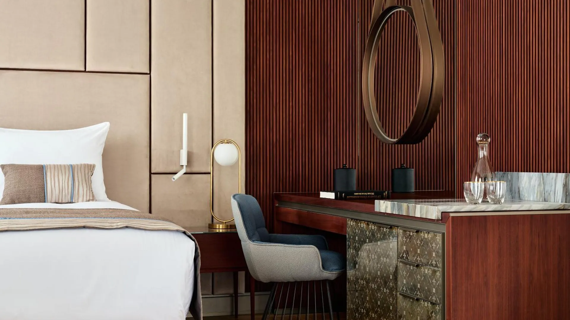 Hotel Verte, Warsaw, Autograph Collection